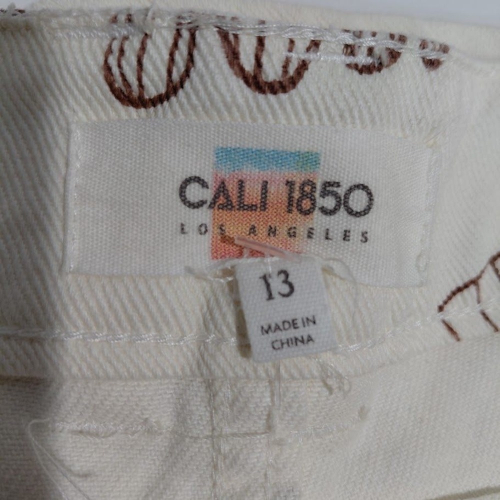Cali 1850 Womens Western Print Barrel Jeans Cream Brown Size 13 NWT High Rise - Picture 3 of 16